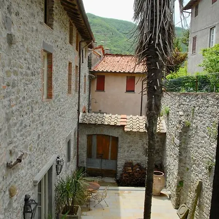 לינה וארוחת בוקר Palazzo Giusti Pescaglia