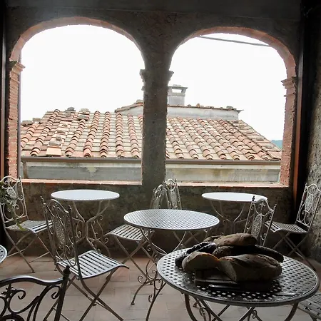 Palazzo Giusti Alojamento de Acomodação e Pequeno-almoço Pescaglia