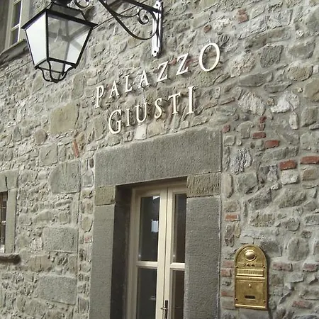 Oda ve Kahvaltı Palazzo Giusti Pescaglia